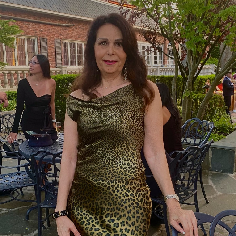 Meet your Posher, Diane